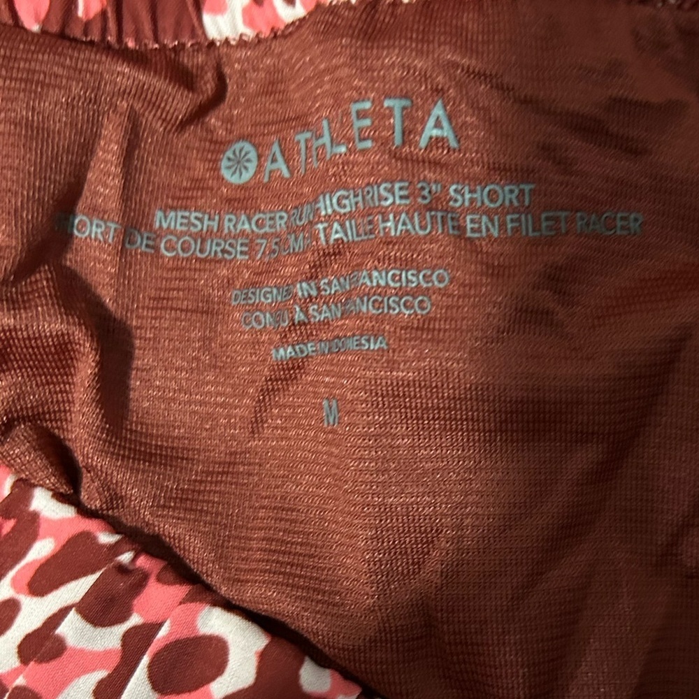 NWT Athleta Mesh Racer Run High-Rise 3” Vented Short with Inner Panty S and M - Picture 7 of 11